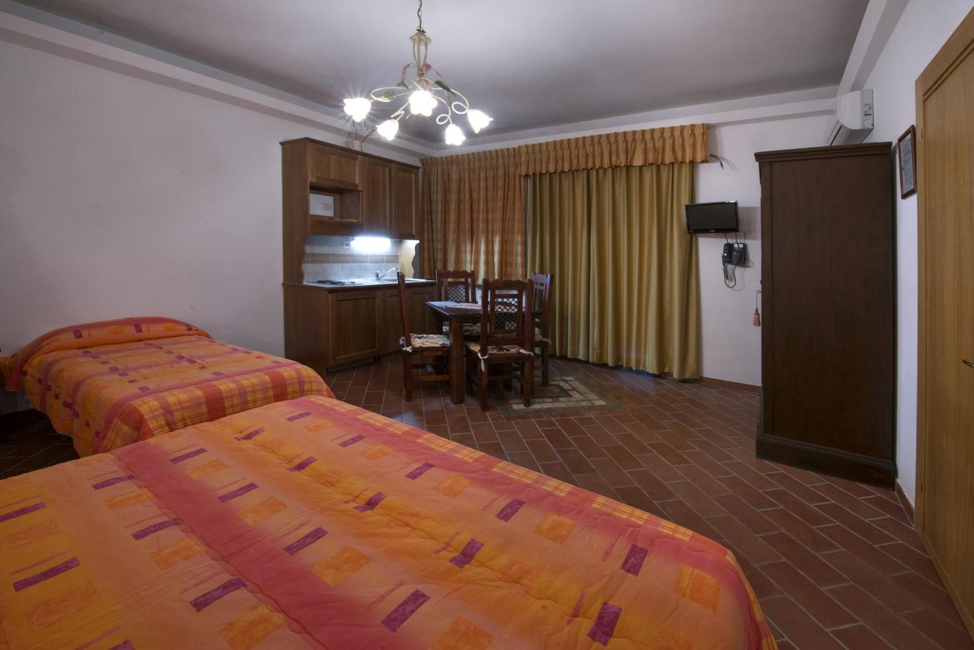 Cecco Di Nara Hotel Масароза Стая снимка